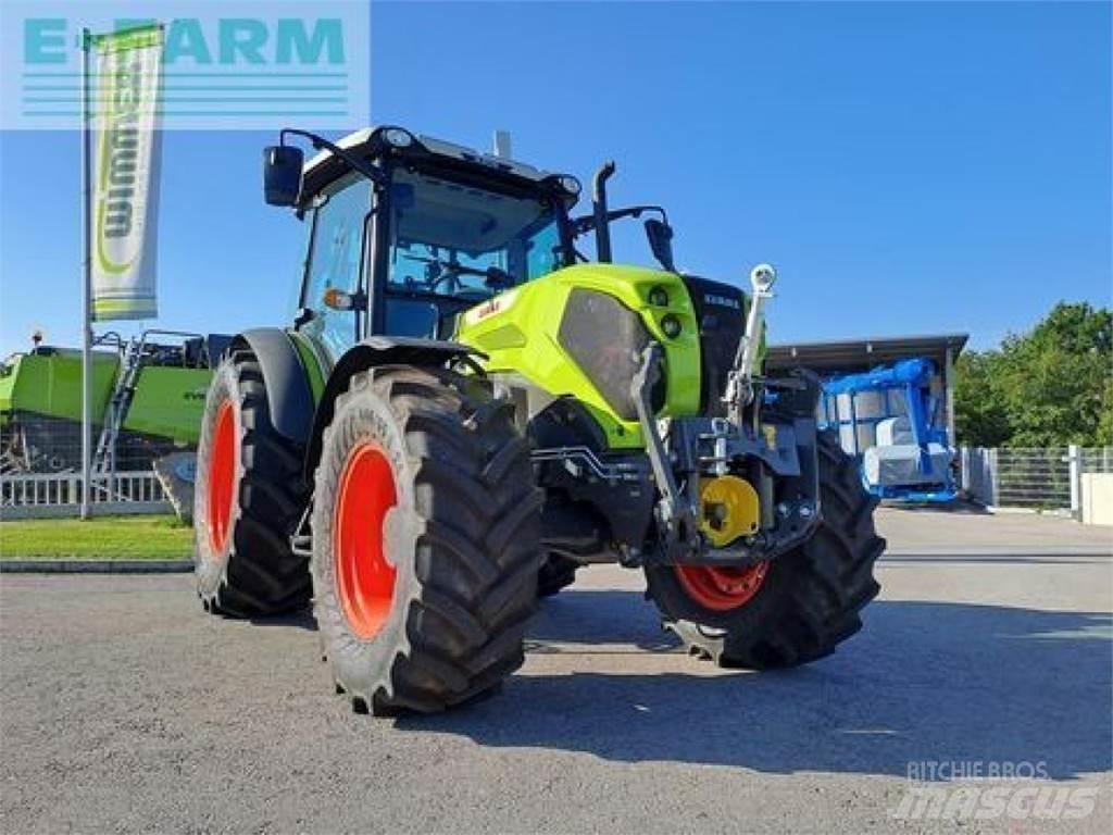 CLAAS axos 240 Tractoren