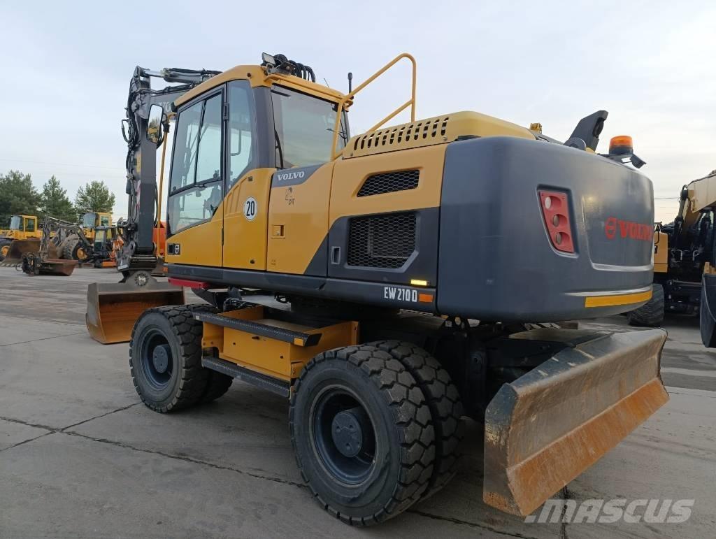 Volvo EW 210 D Wielgraafmachines