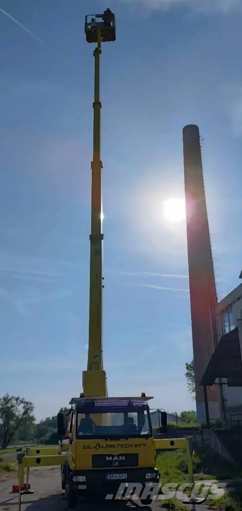 Wumag WT 270 Auto hoogwerkers