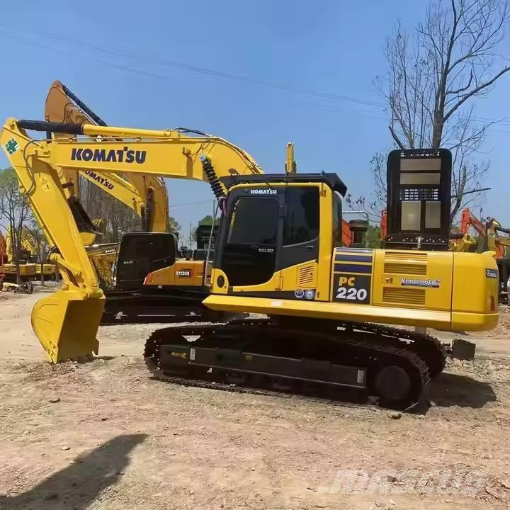 Komatsu PC220-8 Rupsgraafmachines