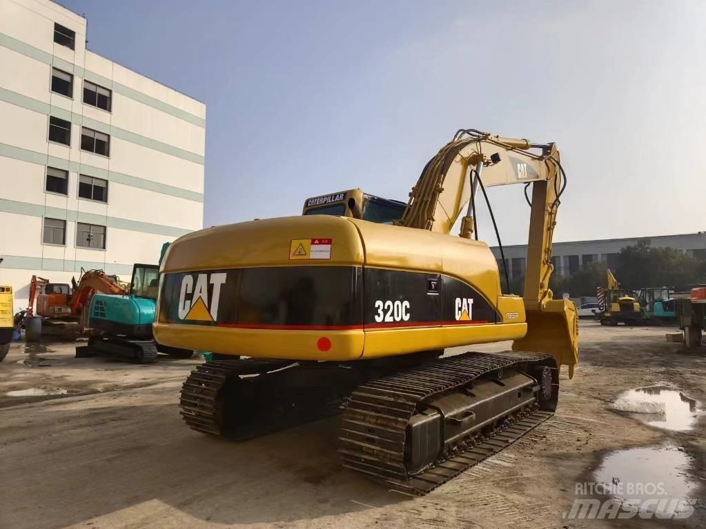 CAT 320 C Rupsgraafmachines