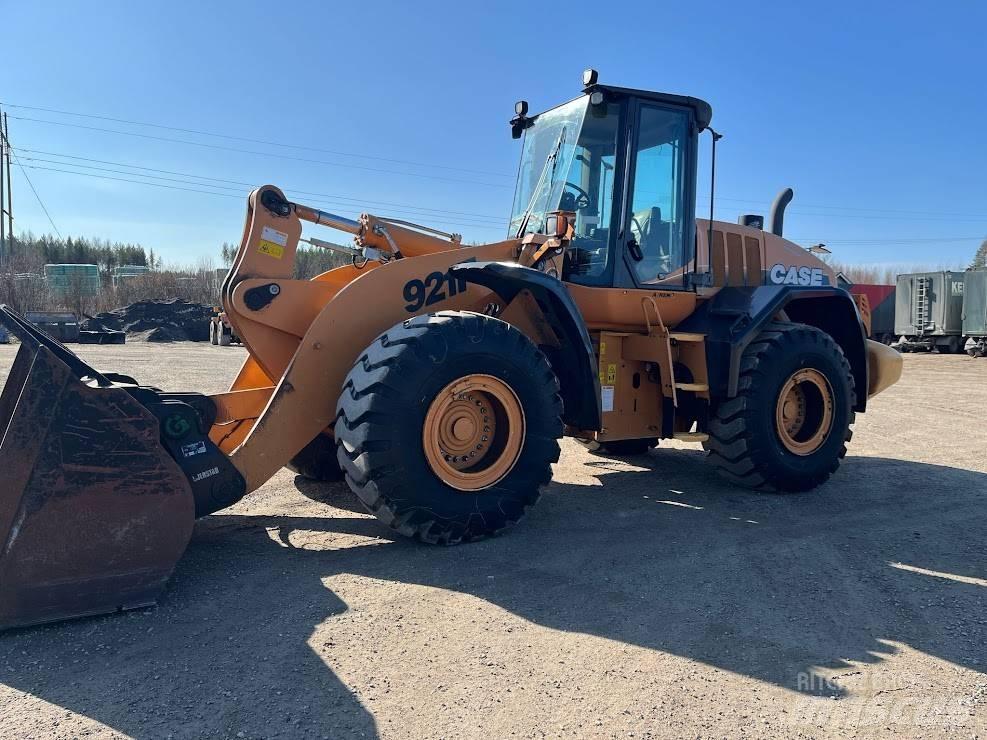 CASE 921 F Wielladers