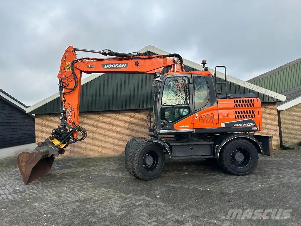 Doosan DX140W-5 Wielgraafmachines