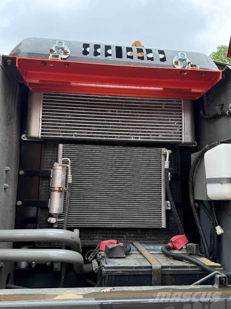Hitachi ZX 200-3 G Rupsgraafmachines
