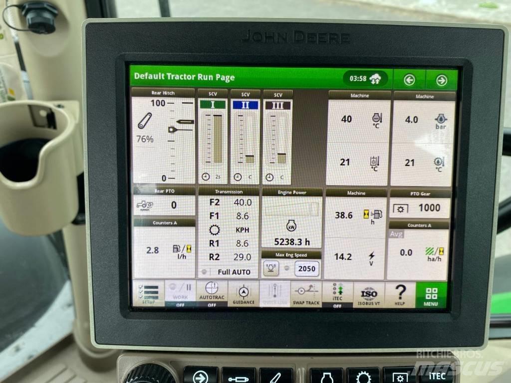 John Deere 6135R Tractoren