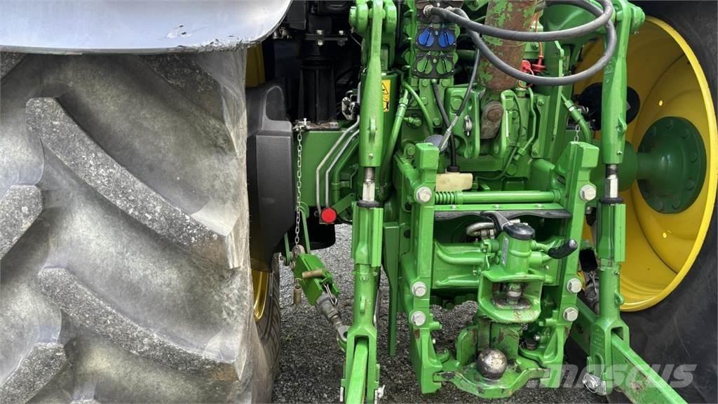John Deere 6R195 Tractoren