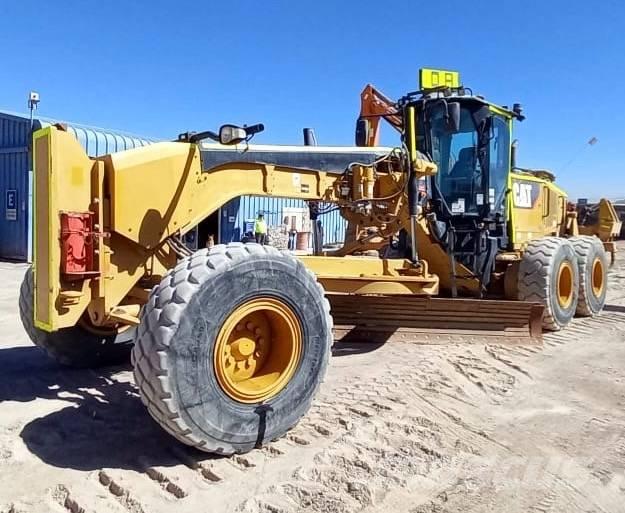 CAT 14 M Graders