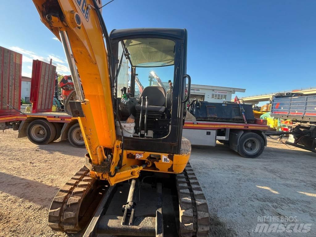 JCB 8030 Minigraafmachines < 7t