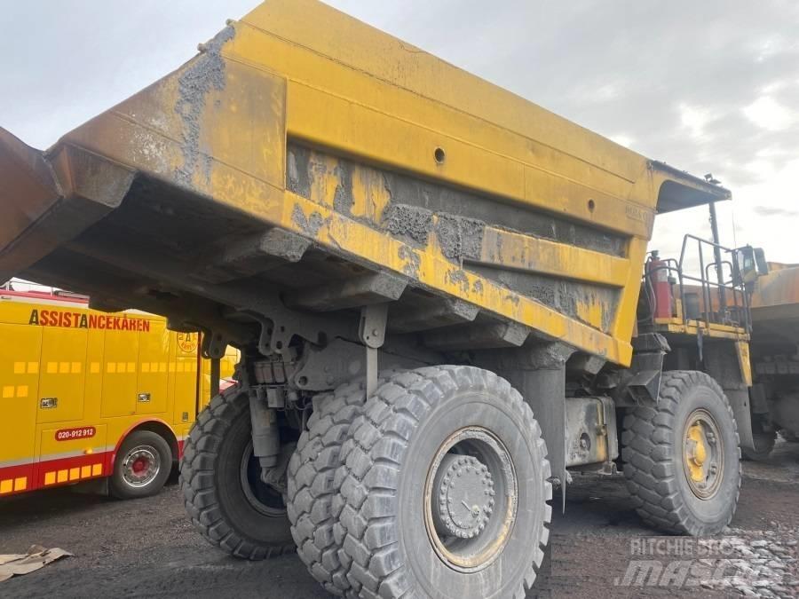 Komatsu HD405-7 Starre dumptrucks