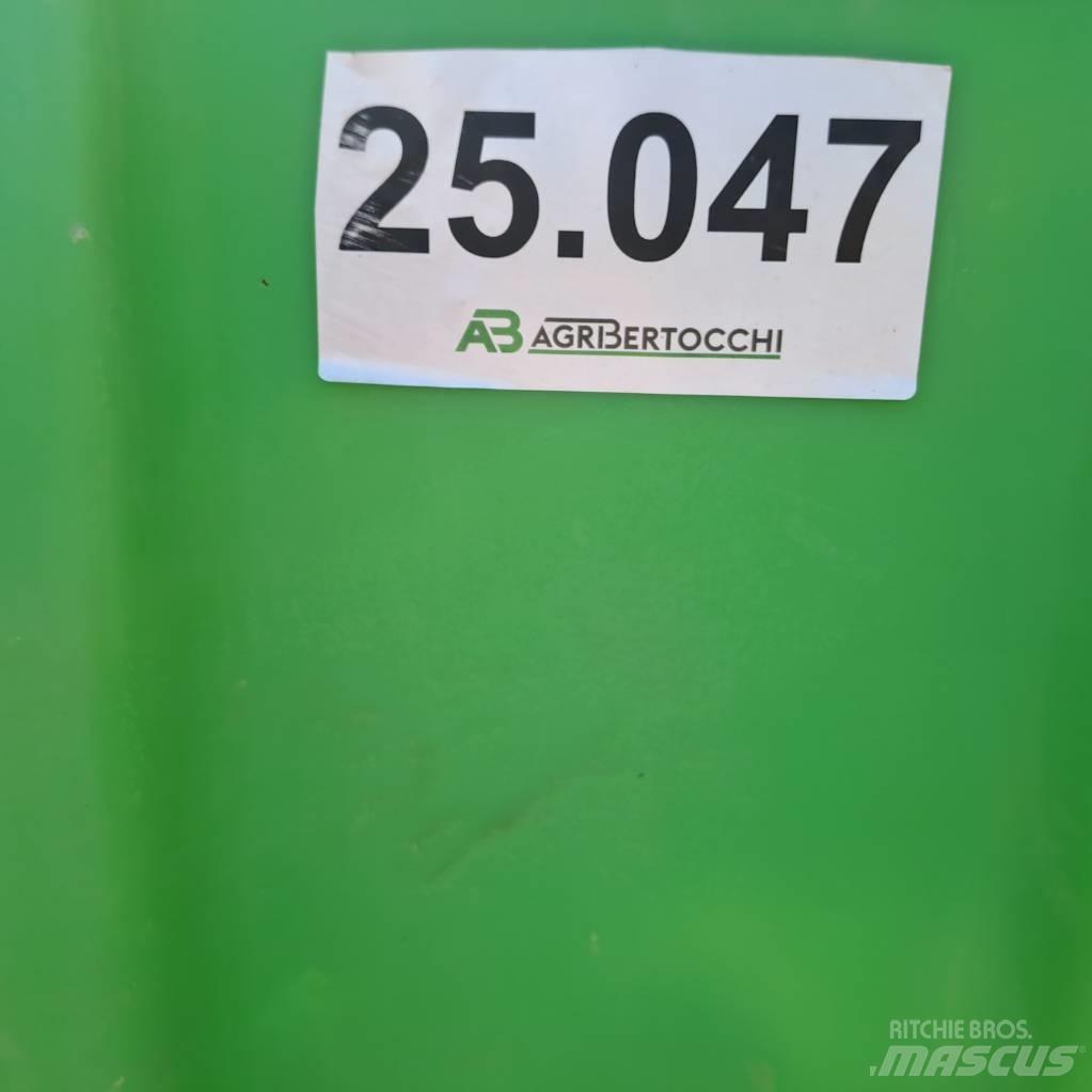 Rostselmash NN Getrokken spuitmachines