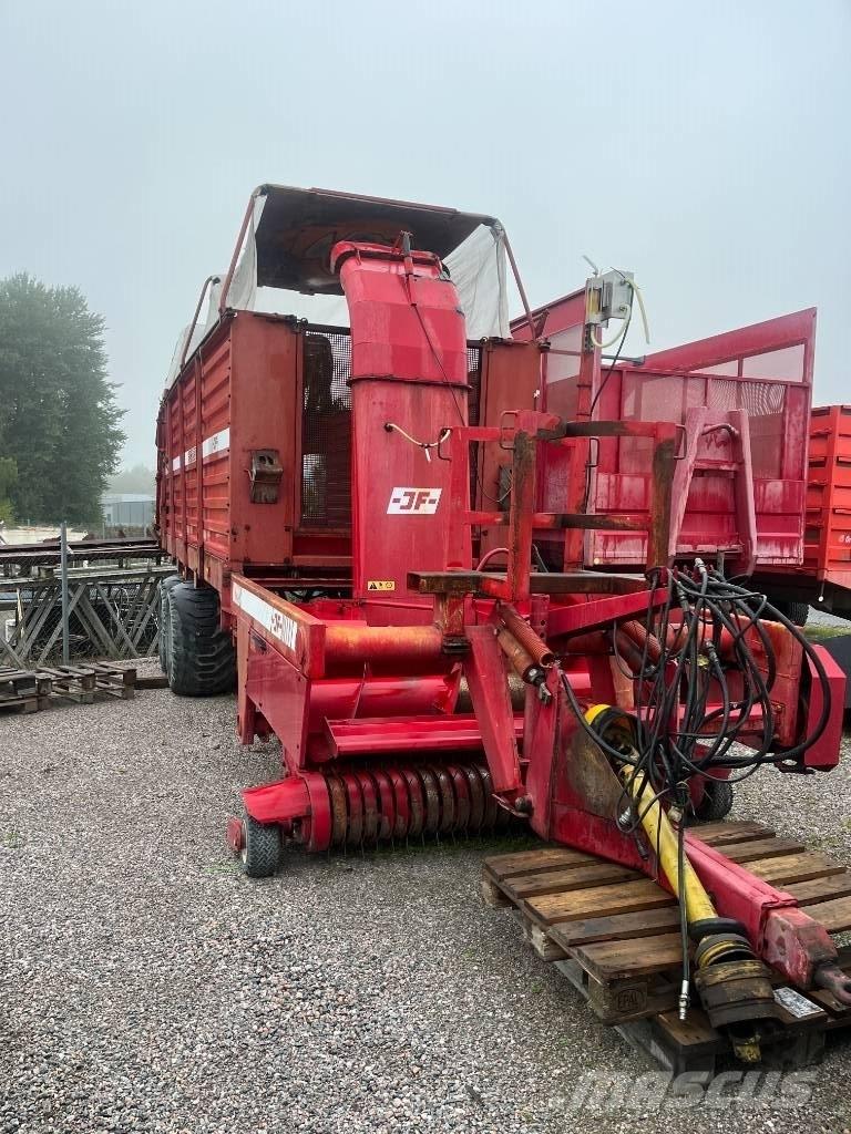 JF ES 3500 Opraapwagens