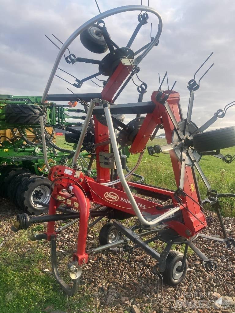 Vicon FANEX 764 Schudders