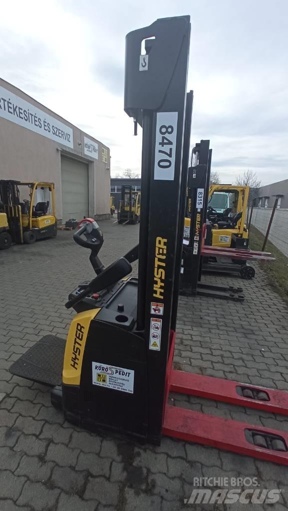 Hyster S1.4S Stapelaar meeloop