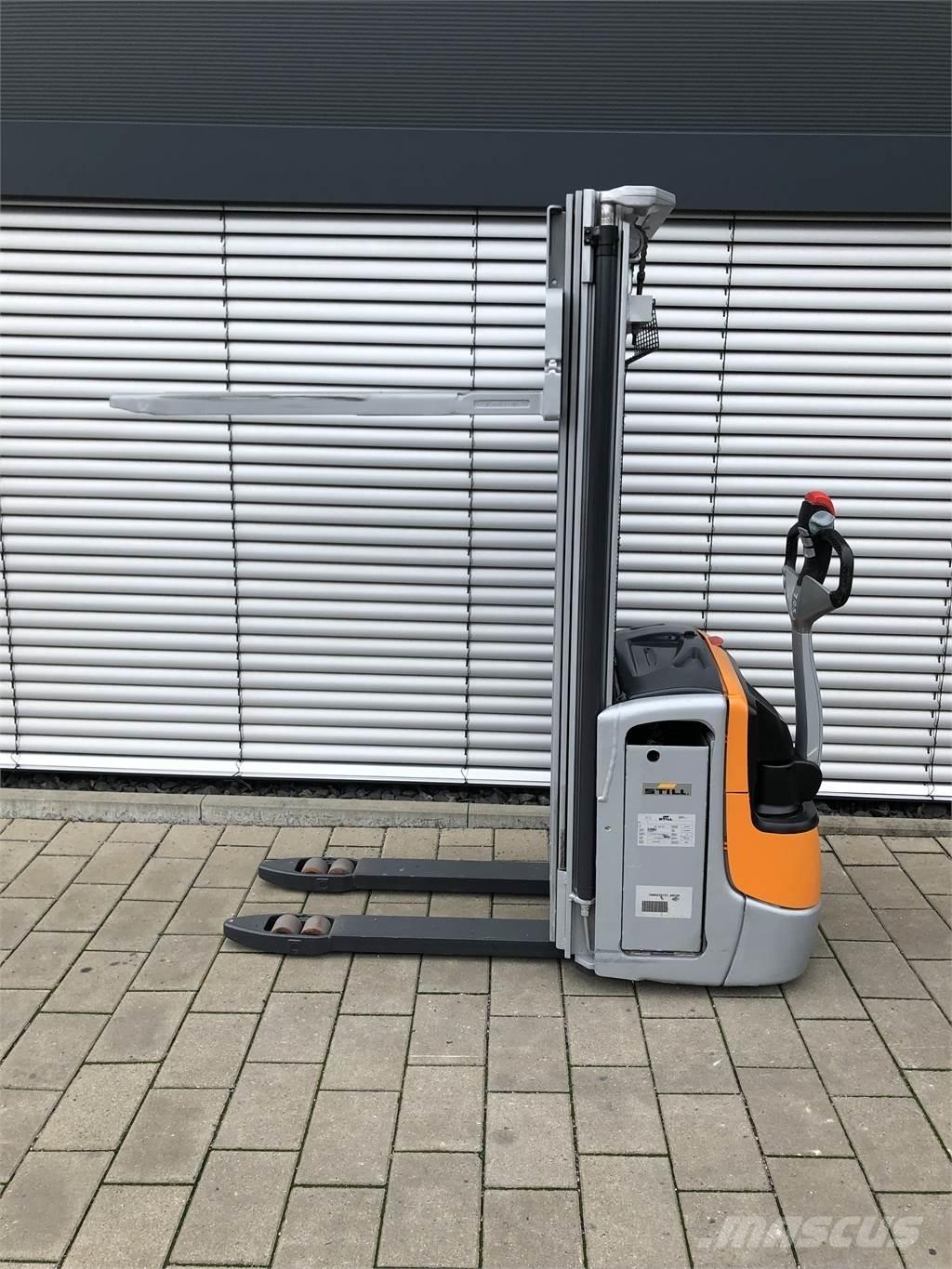 Still EXV 14C Stapelaar meeloop