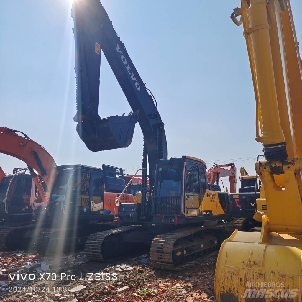 Volvo EC 210 Rupsgraafmachines