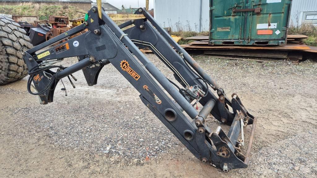 Hauer POM-C 150 Voorladers en gravers