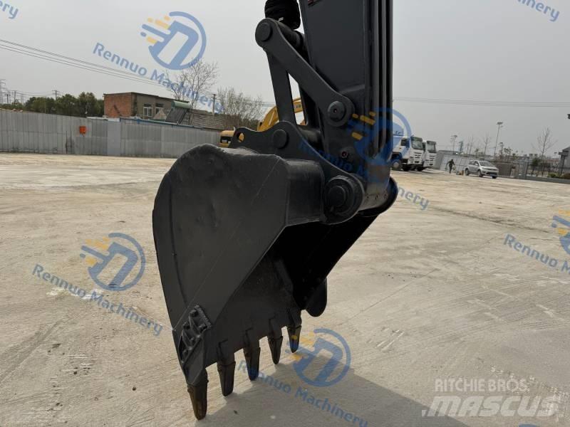 Hyundai R220LC-9S Rupsgraafmachines