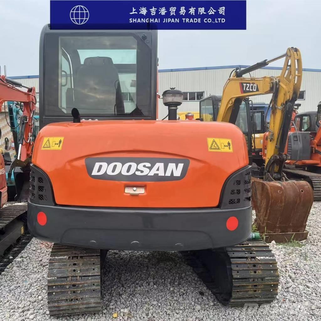 Doosan DH 60 Minigraafmachines < 7t