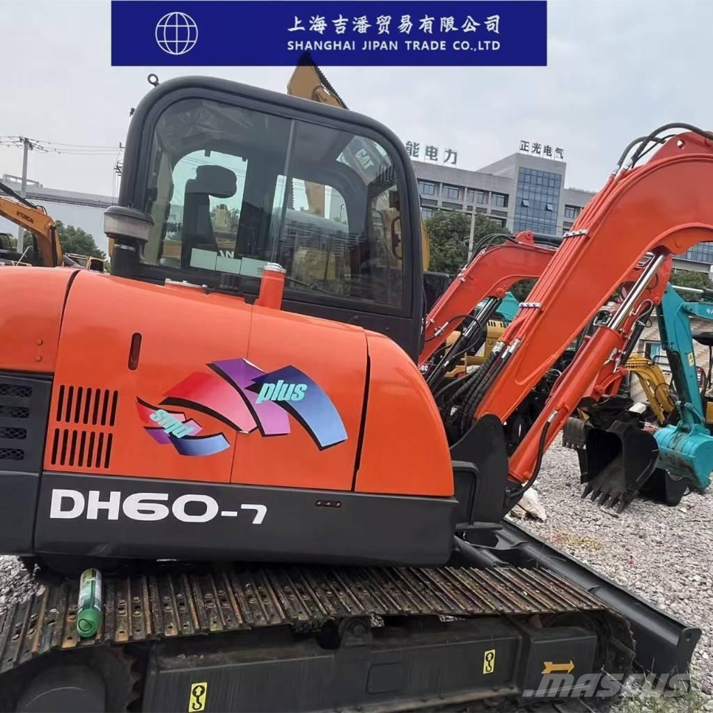 Doosan DH 60 Minigraafmachines < 7t
