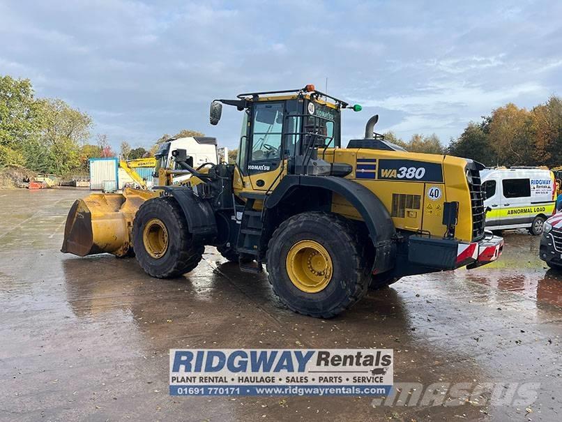 Komatsu WA 380-8 Wielladers