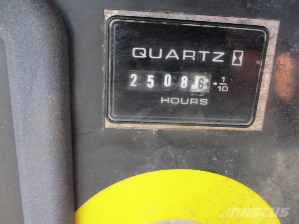 JLG 340 AJ (511) Zelfrijdende knikarm hoogwerker