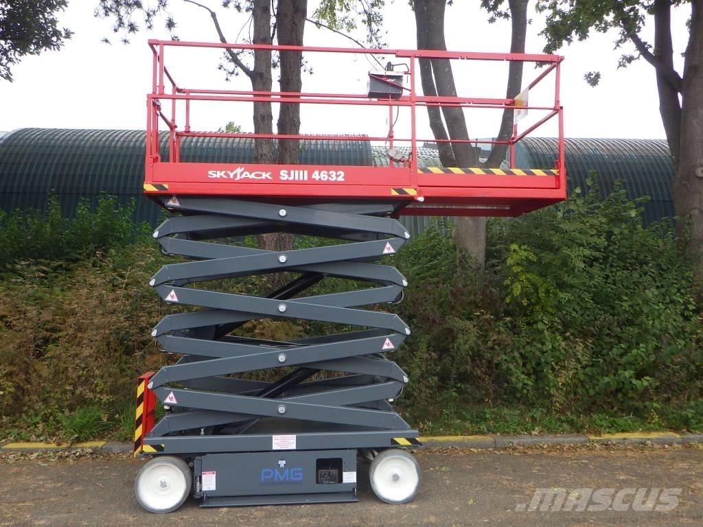 SkyJack SJ4632 Schaarhoogwerkers