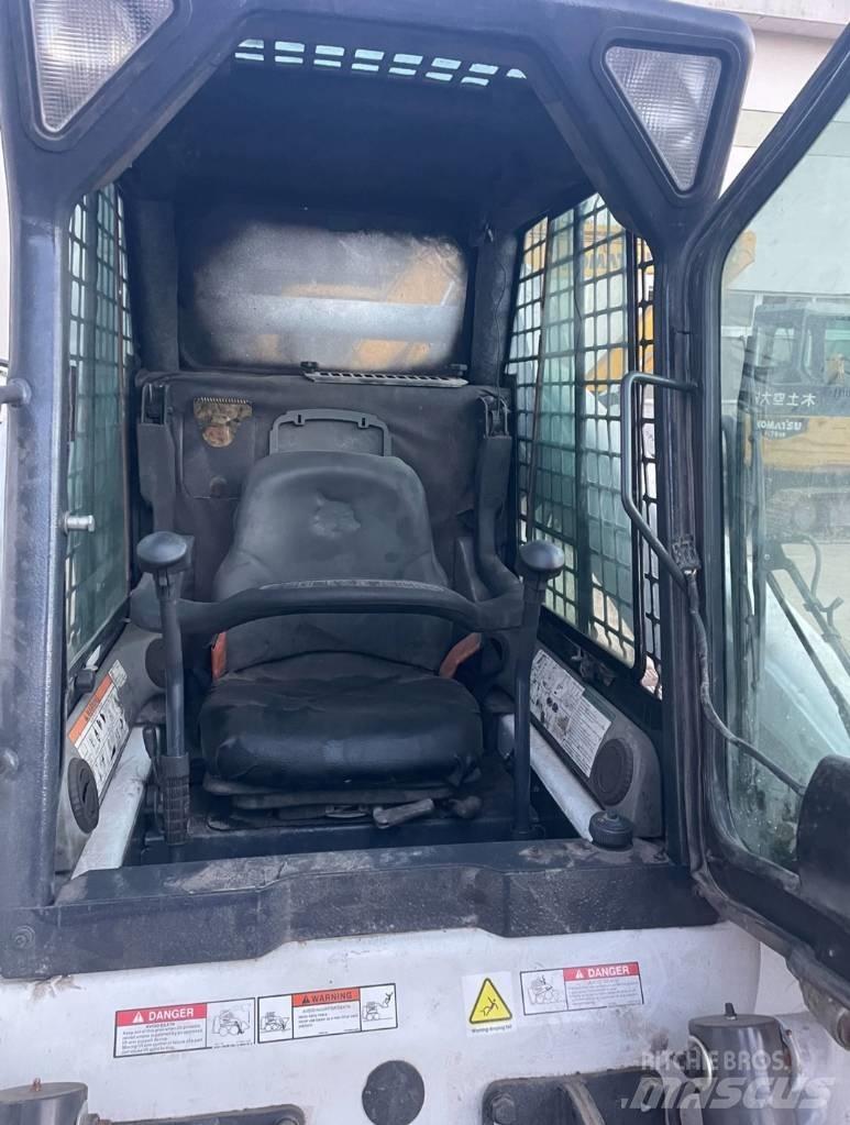 Bobcat T 300 Schrankladers