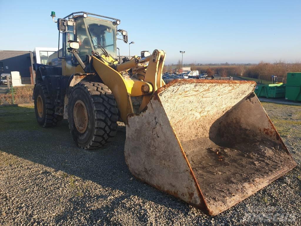 Komatsu WA320-8 Wielladers