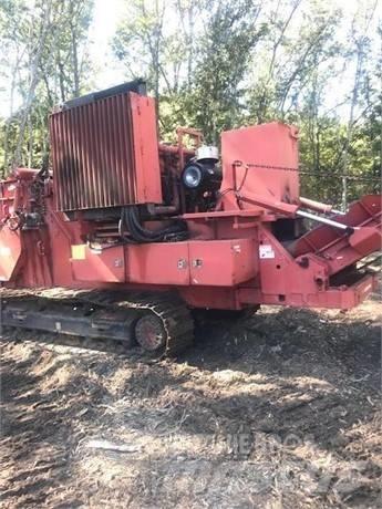 Morbark 3800 Slijpmachines / Frezen
