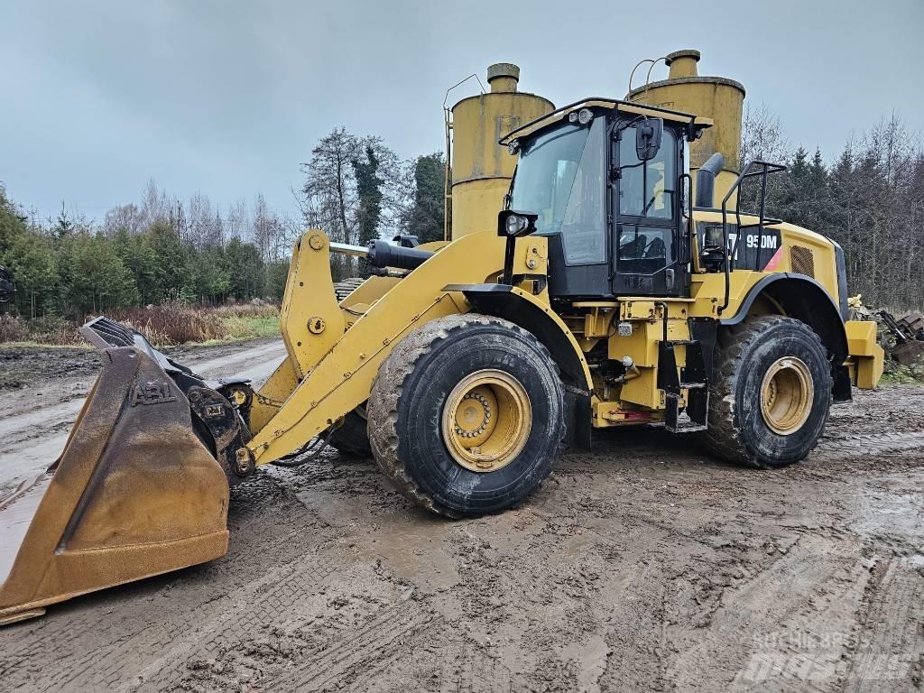 CAT 950M Wielladers