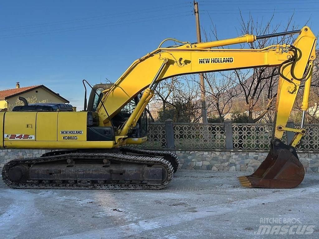 New Holland E245B Speciale Graafmachines