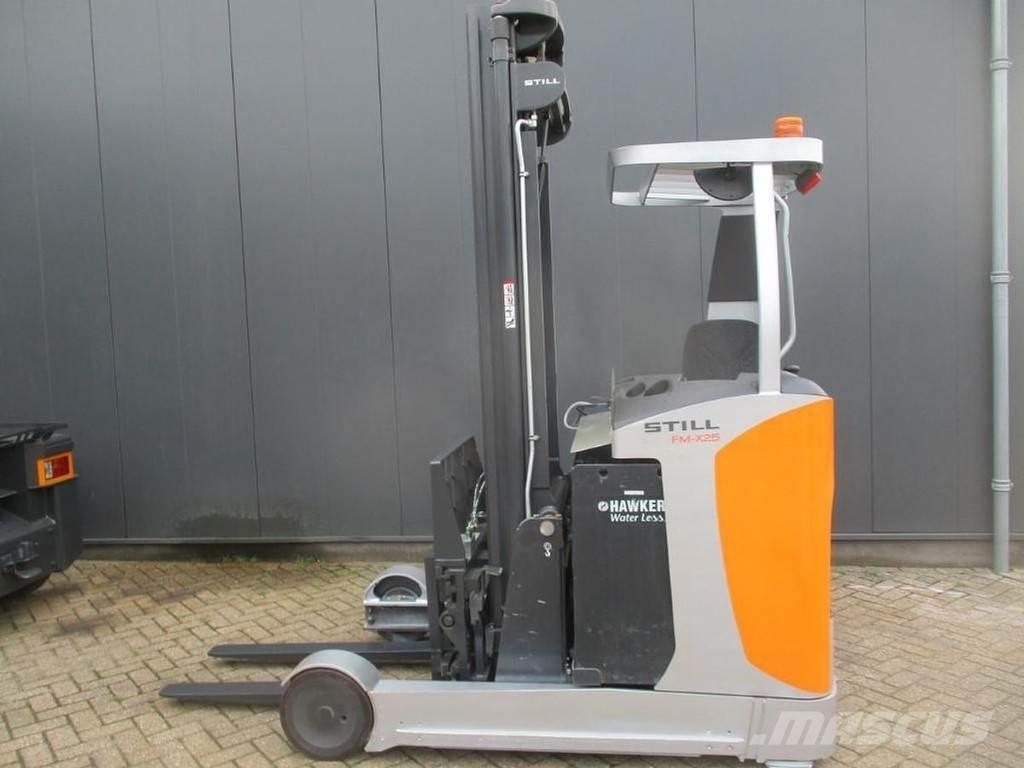 Still FM-X25 Reachtruck voor hoog niveau