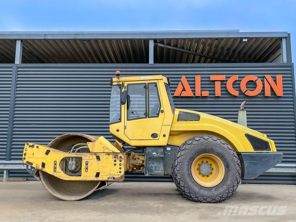Bomag BW 213 DH-4 Trilrolwalsen