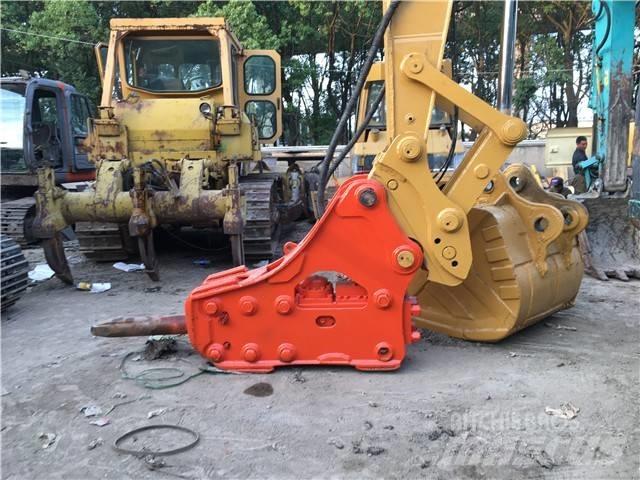 CAT 325 C Rupsgraafmachines