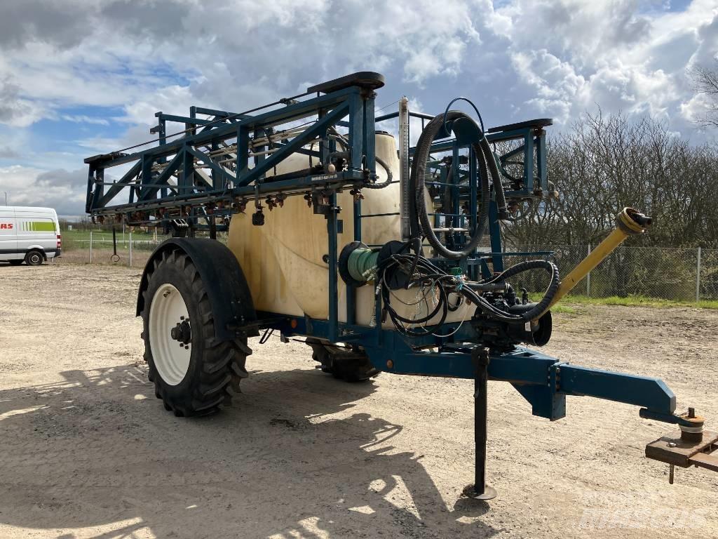 MGM 3000 24M Getrokken spuitmachines