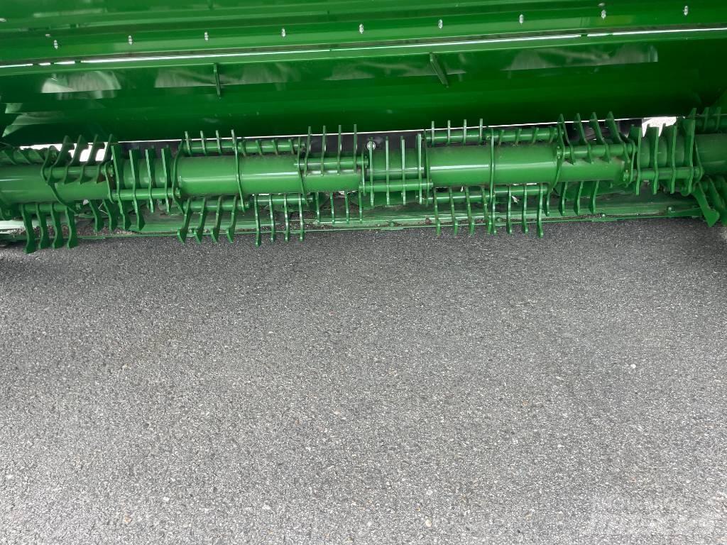 John Deere C350R Maaikneuzers
