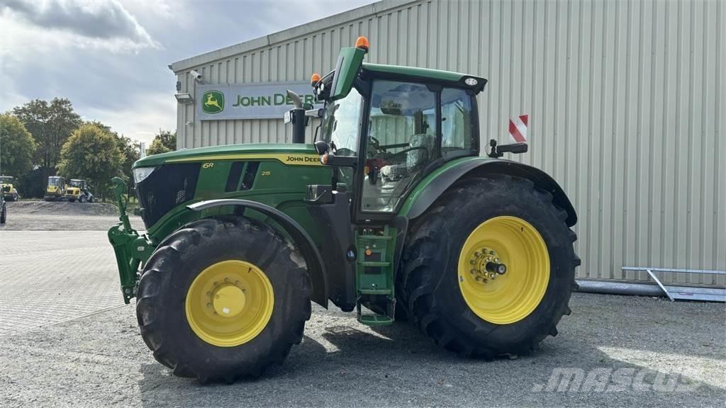 John Deere 6R215 Tractoren