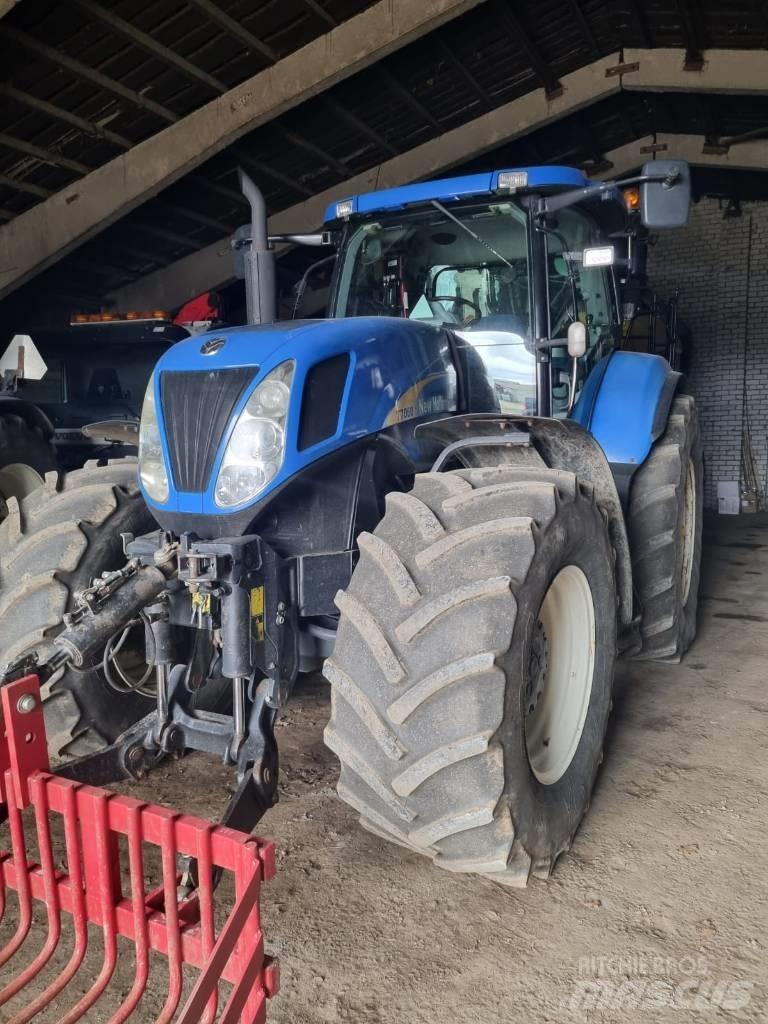 New Holland T 7060 Tractoren