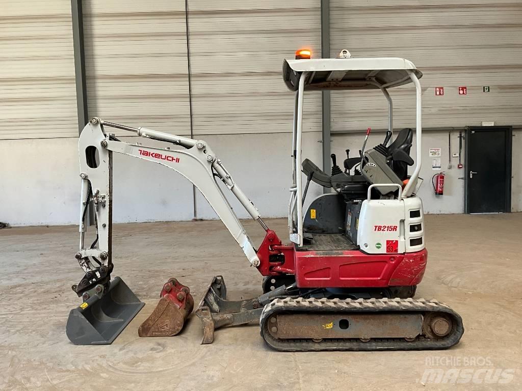 Takeuchi TB 215 R Minigraafmachines < 7t