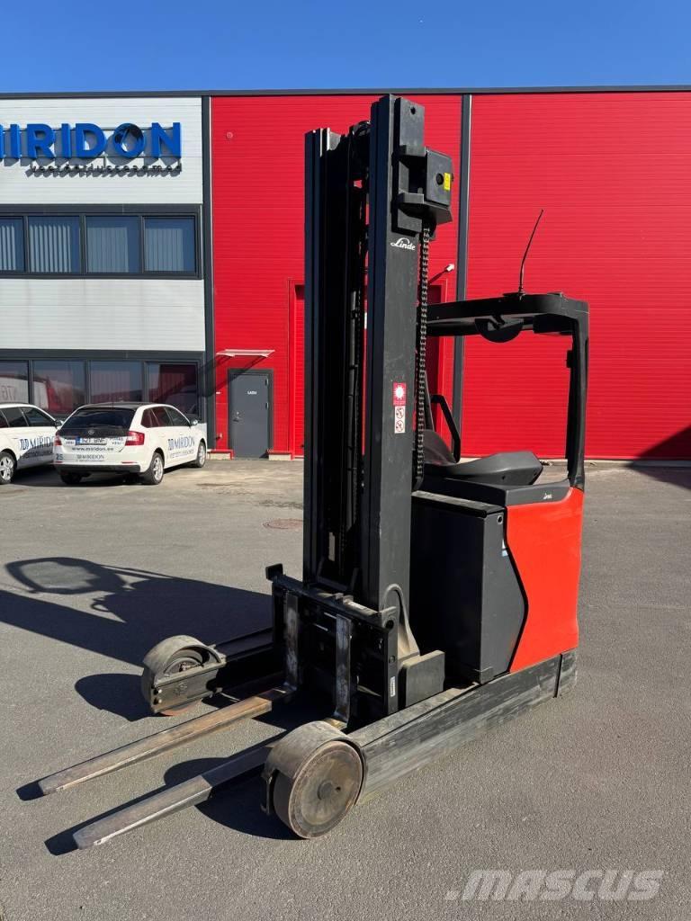 Linde R 25 Reachtruck voor hoog niveau