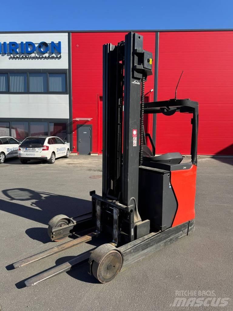 Linde R 25 Reachtruck voor hoog niveau