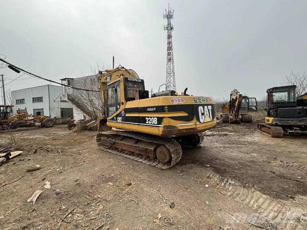CAT 320 B L Rupsgraafmachines