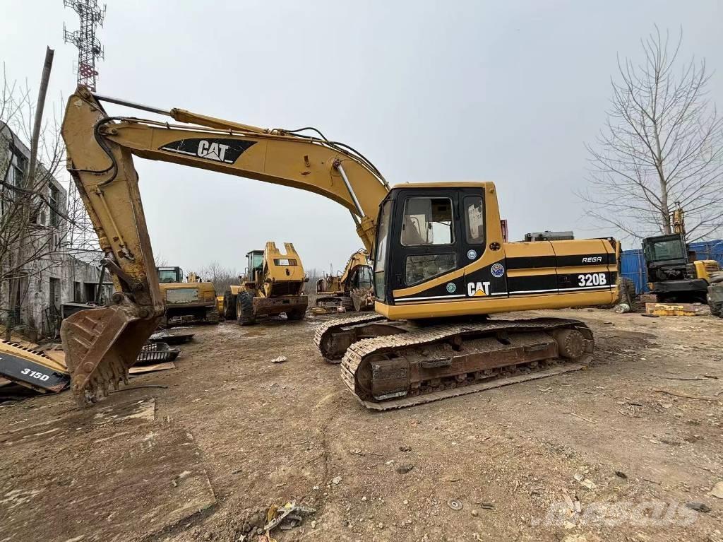 CAT 320 B L Rupsgraafmachines