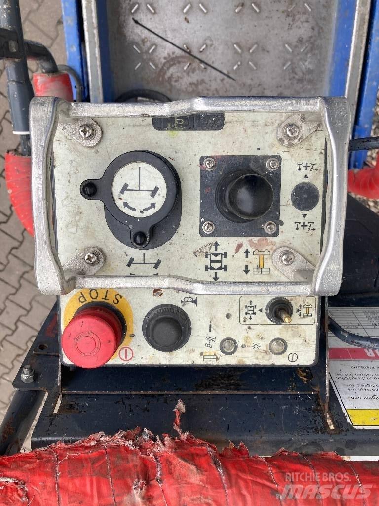 Aichi SV08 Schaarhoogwerkers