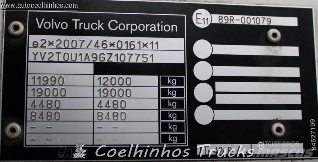 Volvo FL 210 Schuifzeilopbouw