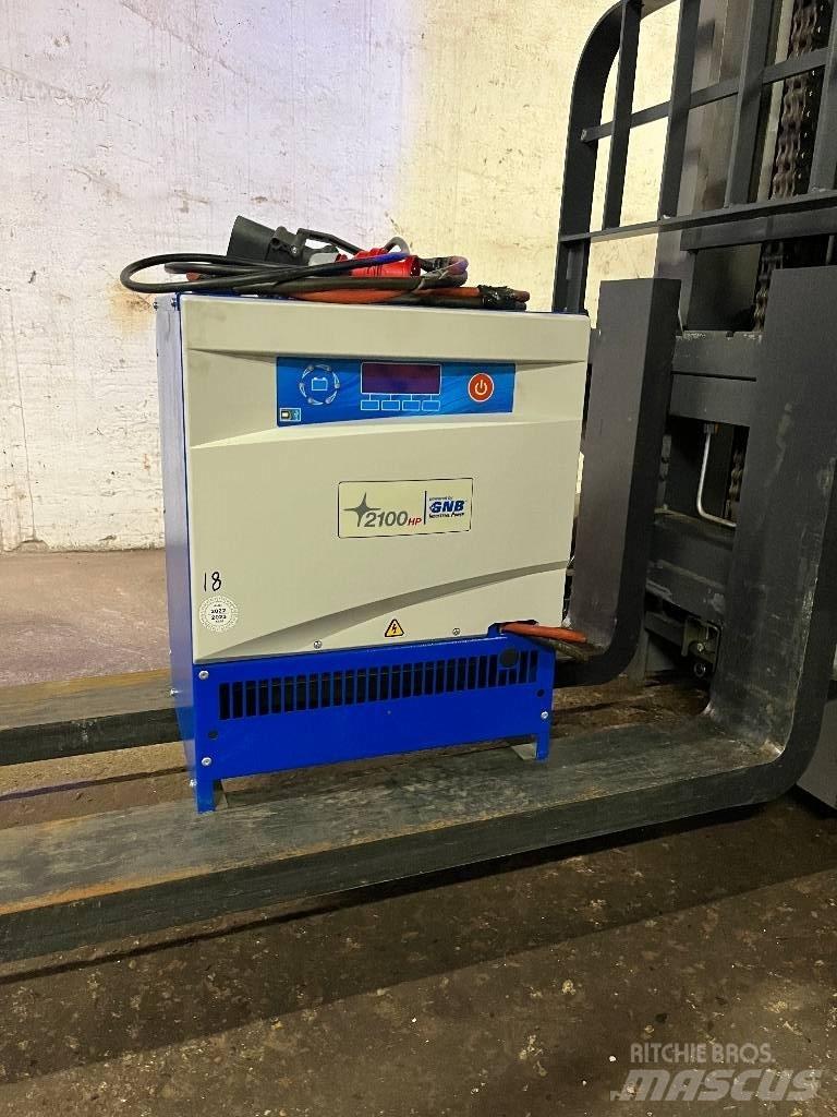 Jungheinrich ETM 325 Reachtruck voor hoog niveau