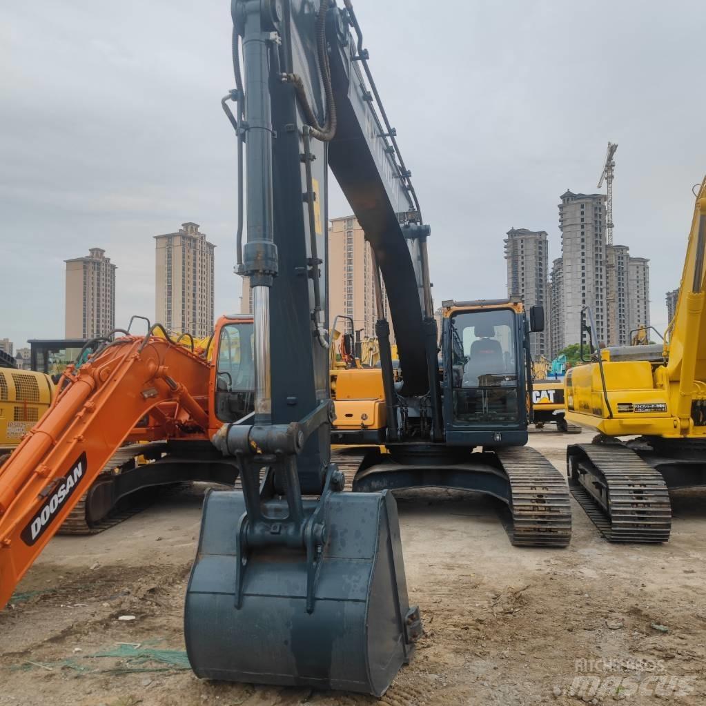 Hyundai R 225LC-9T Rupsgraafmachines