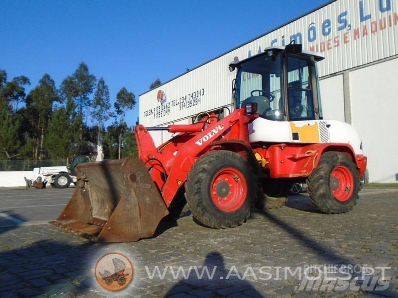 Volvo L 30 B Wielladers