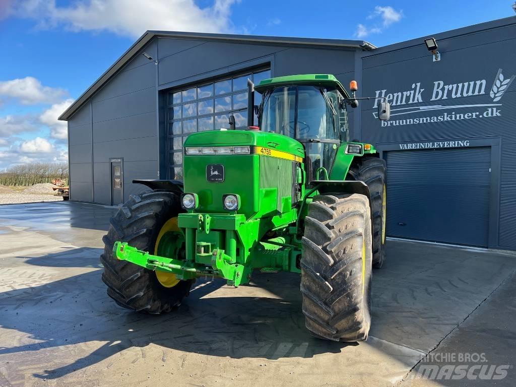 John Deere 4755 Tractoren