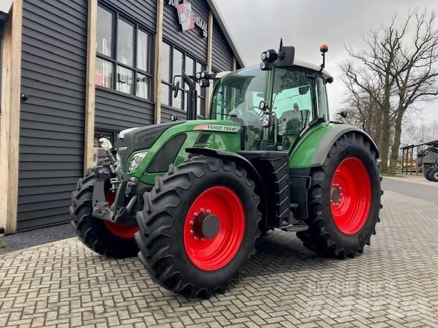 Fendt 724 Tractoren